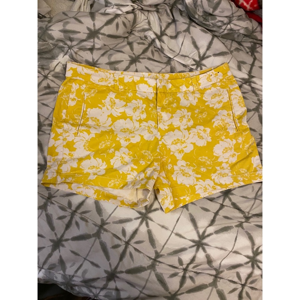 Yellow tropical shorts